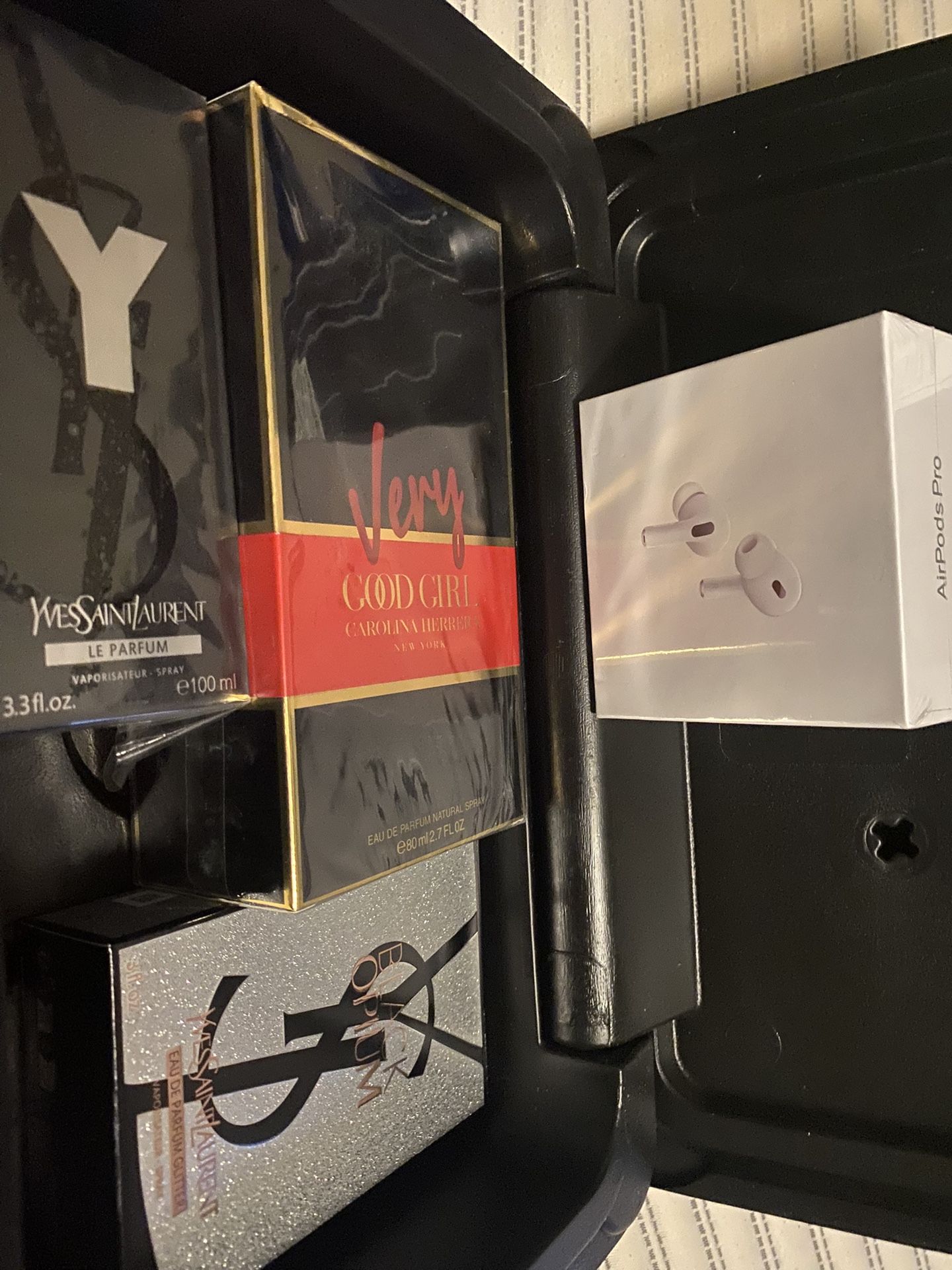 Cologne Perfume AirPods 