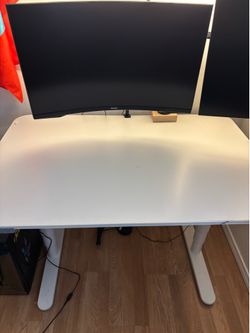 IKEA BEKANT Electric Sit/Stand Desk - White 47" x 31" - OBO