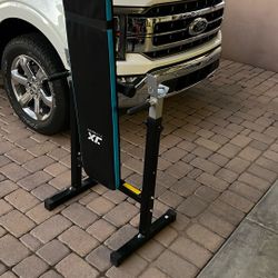 Like New - JX FITNESS weight bench is adjustable