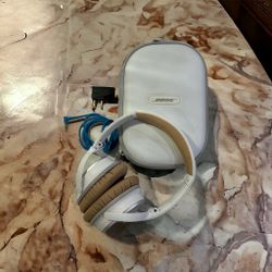 Bose QuietComfort 25 Noise Cancelling Headphones