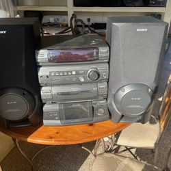 SONY SS-XB4V And  SONY HCD-XB4