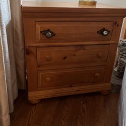 Small end table 3 drawer
