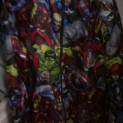 Marvel Avengers Windbreaker Jacket Size LG 