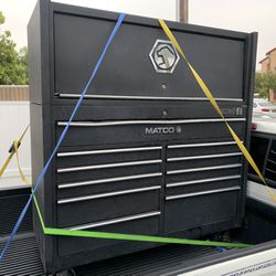 Matco Tool Box With Hutch