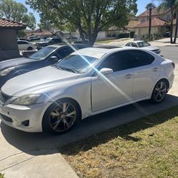 2009 Lexus is 250
