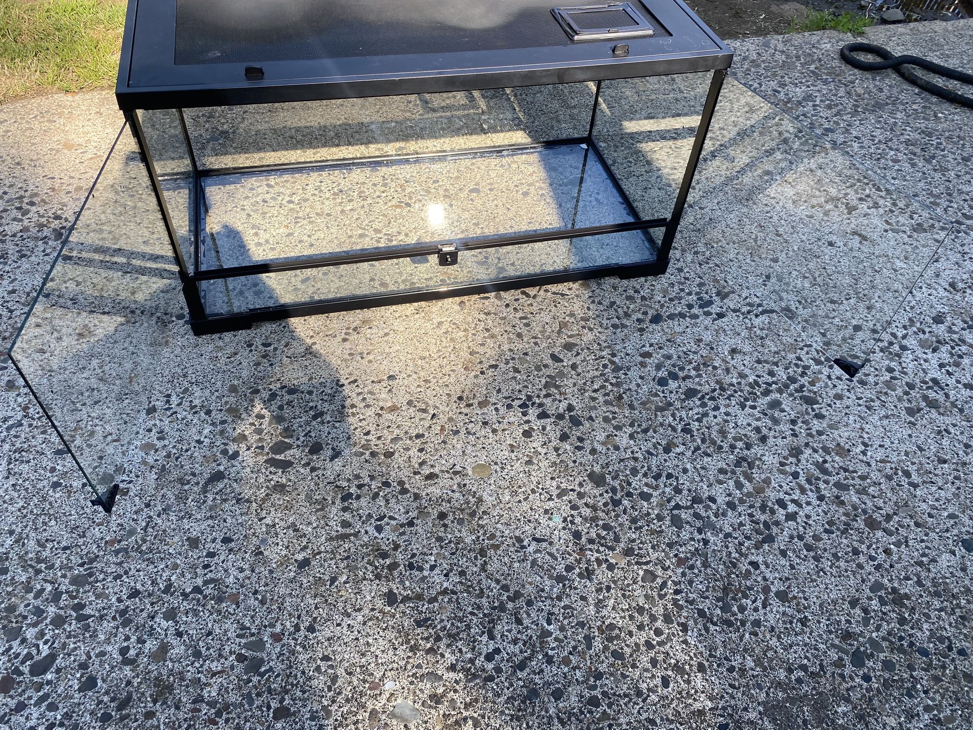 40 Gal Reptile Enclosure