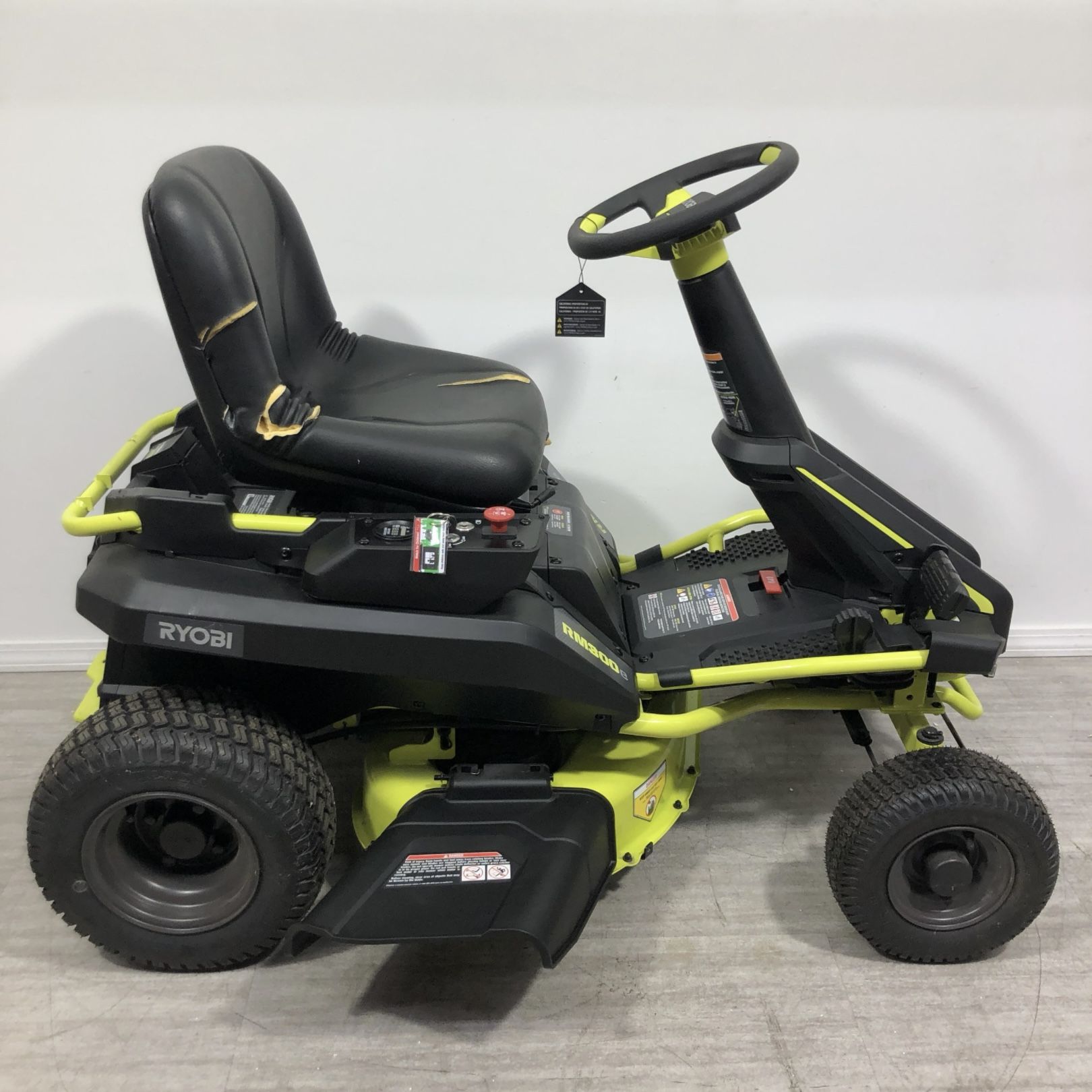 Ryobi 30" 50Ah Battery Electric Riding Lawn Mower RM300e