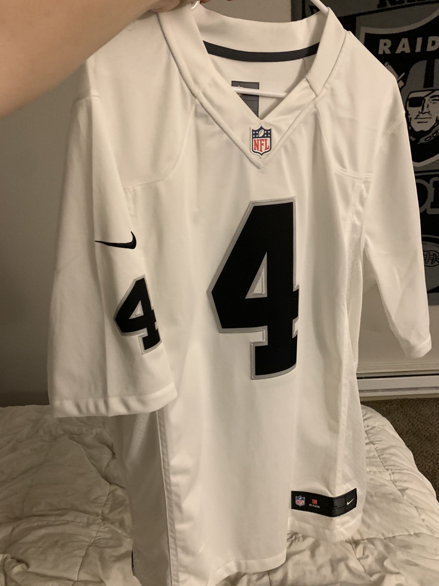 Raiders Carr jersey size Large