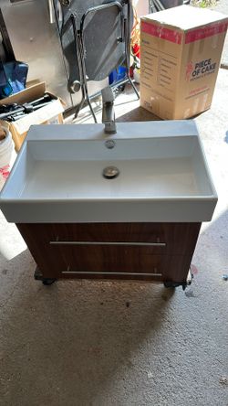 Wall mounted Vanity