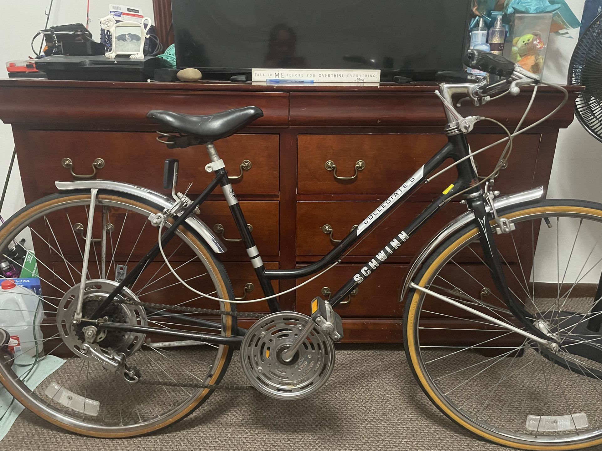 Schwinn Black Vintage Collegiate 5