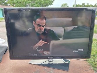 Smart  tv  44 pul