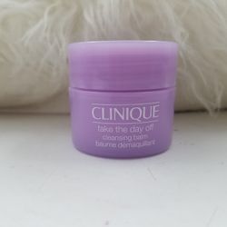 Clinique Take The Day Off Cleansing Balm. 