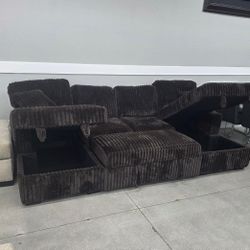 Sleeper Sectional With Storage Chaise 🤎🤎🤎