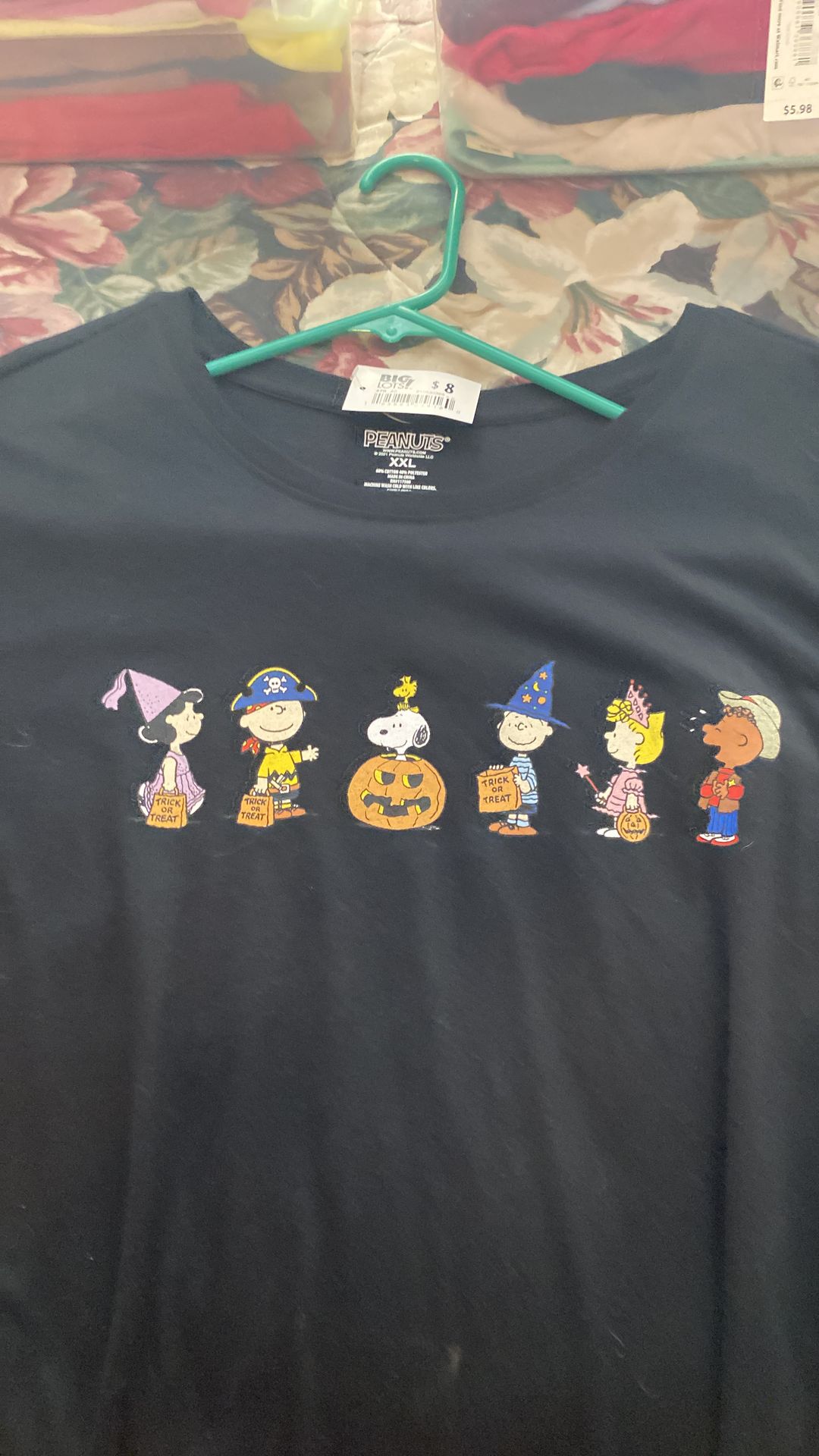 New peanuts T-shirt. XXL