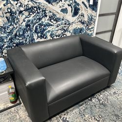Loveseat No Damage