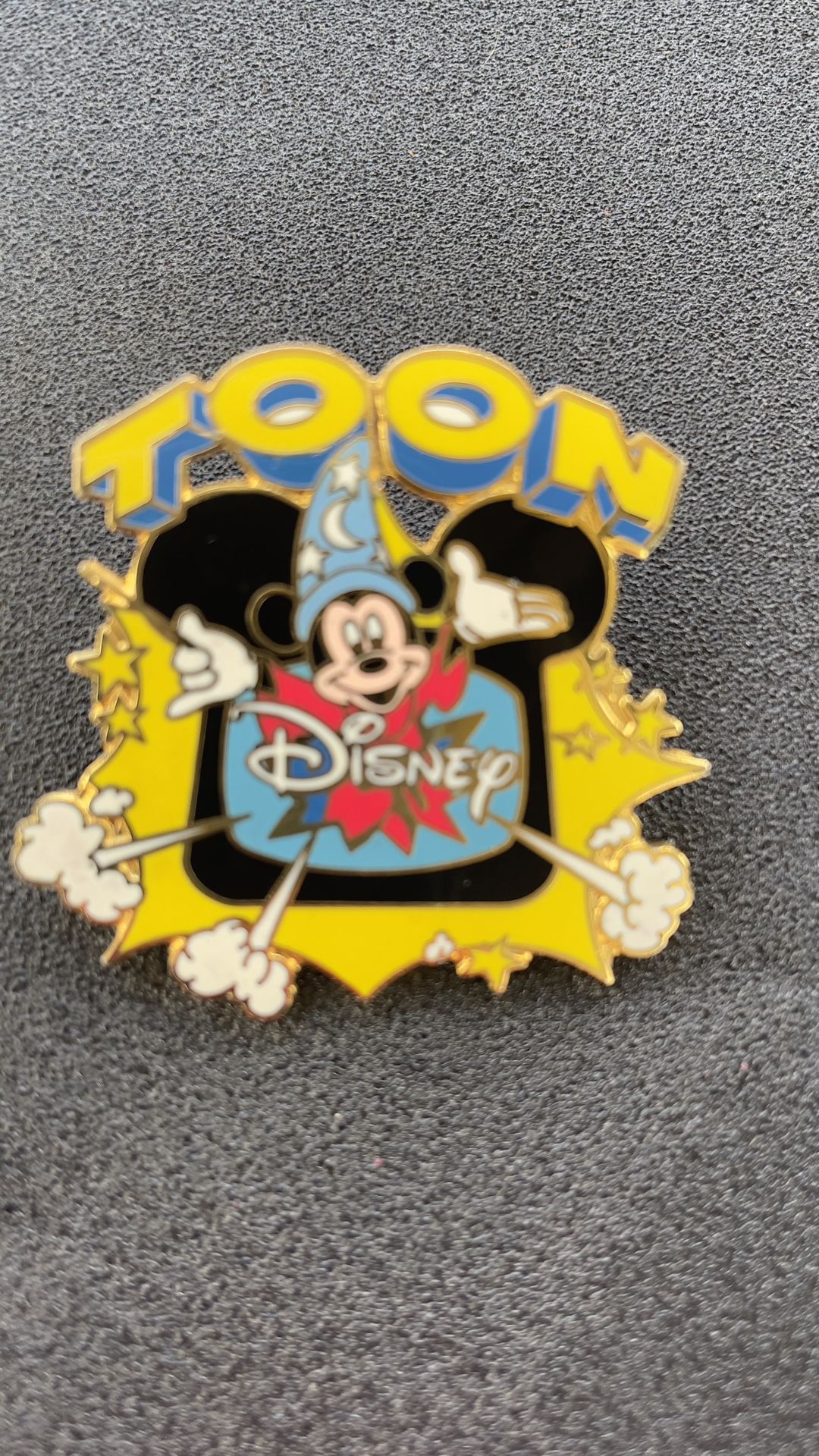 Disney Pins- Toon 