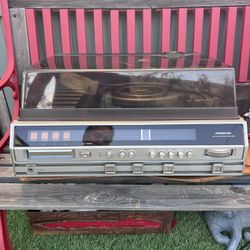 Soundesign AM/FM Stereo Receiver Record Player 8 Track storage & Player see pi