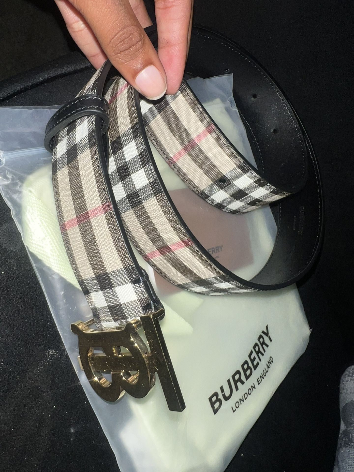 Unisex Burberry Belt for Sale in Irwindale, CA - OfferUp