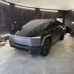 Wraps. (Cheetah wrap). // 3m / Article For Sale