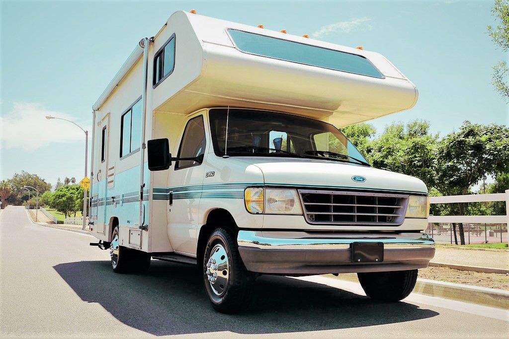 SuperClean 1994 Fleetwood Jamboree