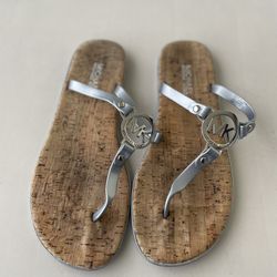 Michael Kors/ Flat Sandals / Silver/ 9