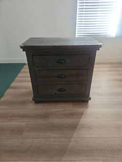1 dresser only