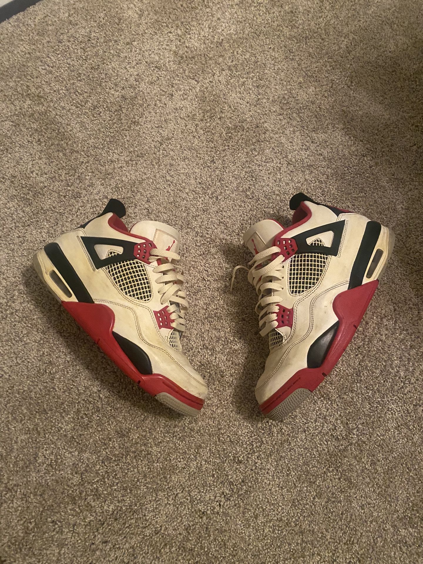 Air Jordan 4 Fire Red CUSTOM Size US 9.5 for Sale in Santa Ana