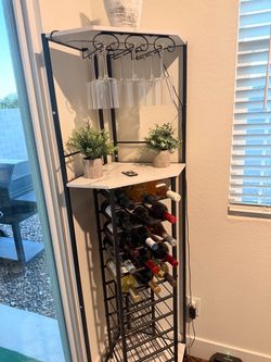 Wine stand