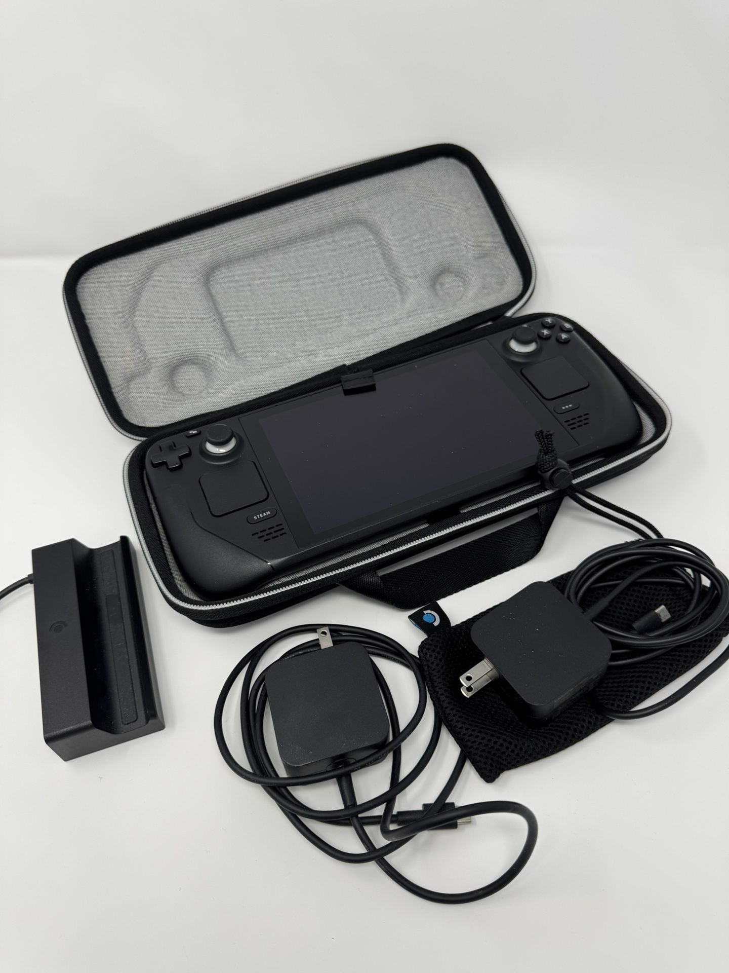 512GB LCD Steam Deck Anti-Glare coating W/ Dock & Accessories