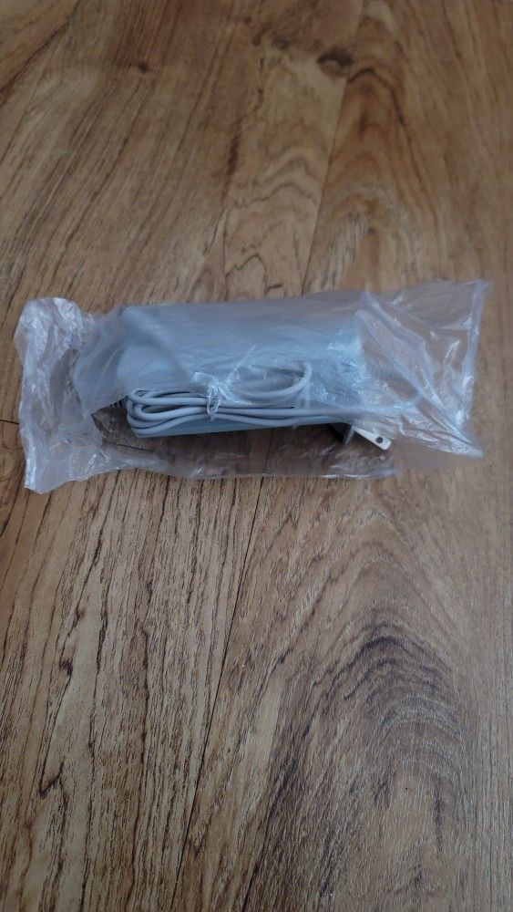 Wii U Gamepad Charger