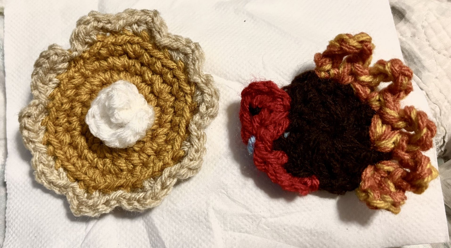 Thanksgiving Holiday Brooch Pin. π¦