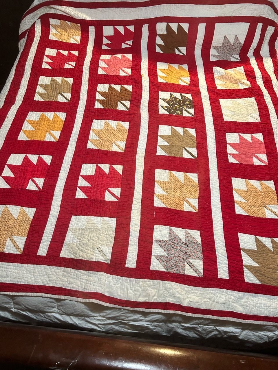 Title: Vintage Handmade Maple Leaf Cotton Quilt - 72" x 78"-$135 CASH ...