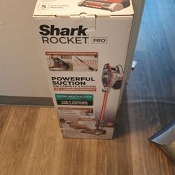 Shark Rocket Pro Cordless Cleaner 