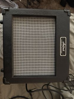small practice  guitar amplifier 