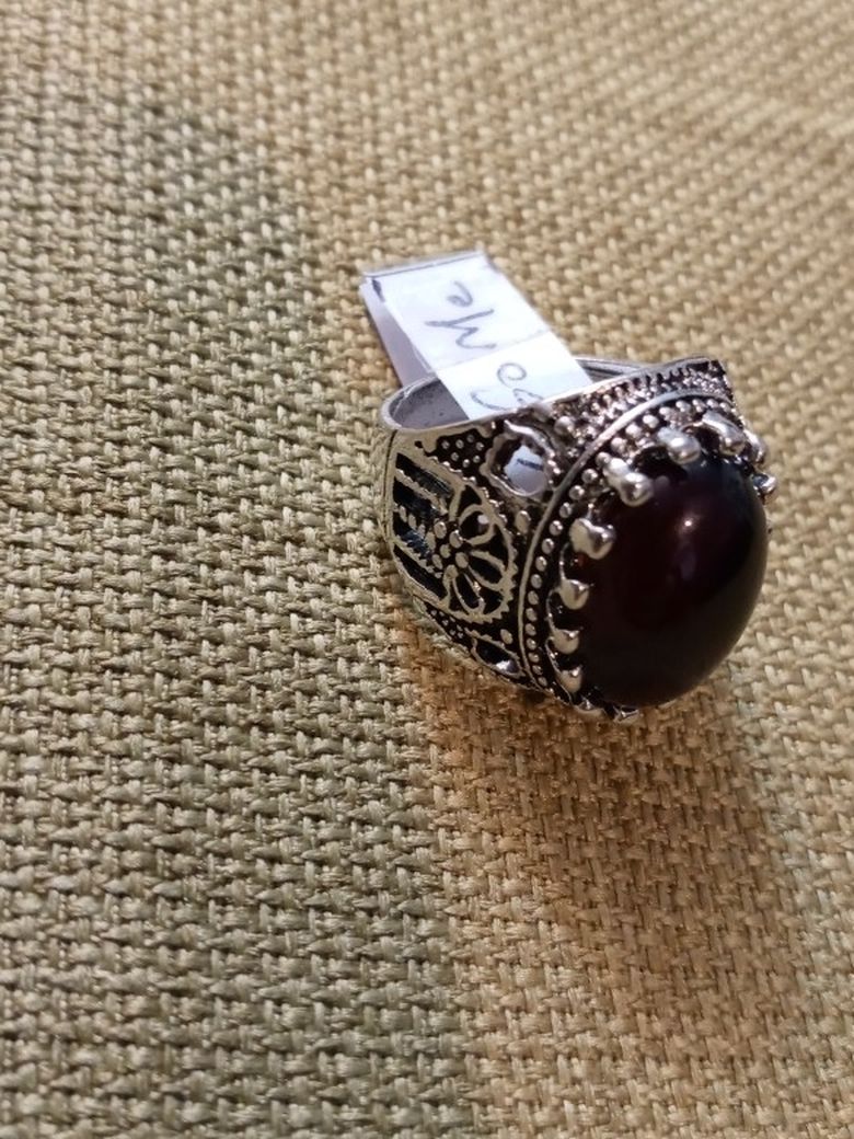 New middle eastern ring( Size 9.5)