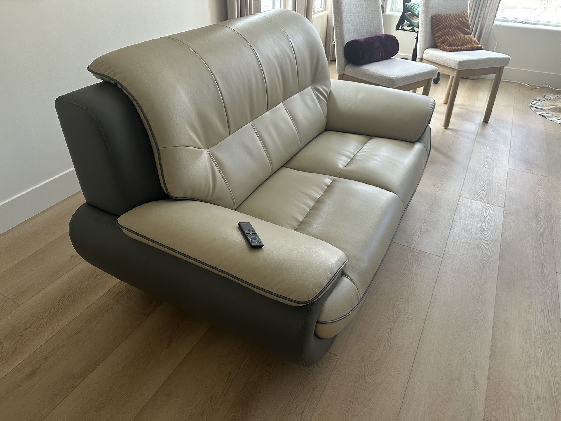 2 Seat Love Sofa 