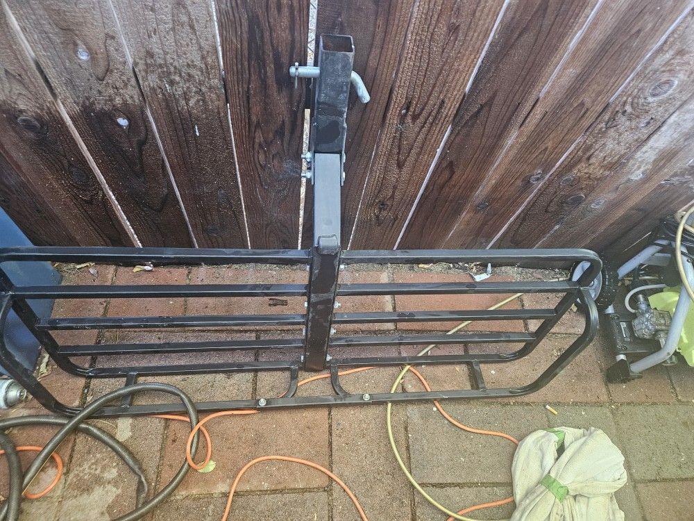 300lb Capacity Cargo Carrier