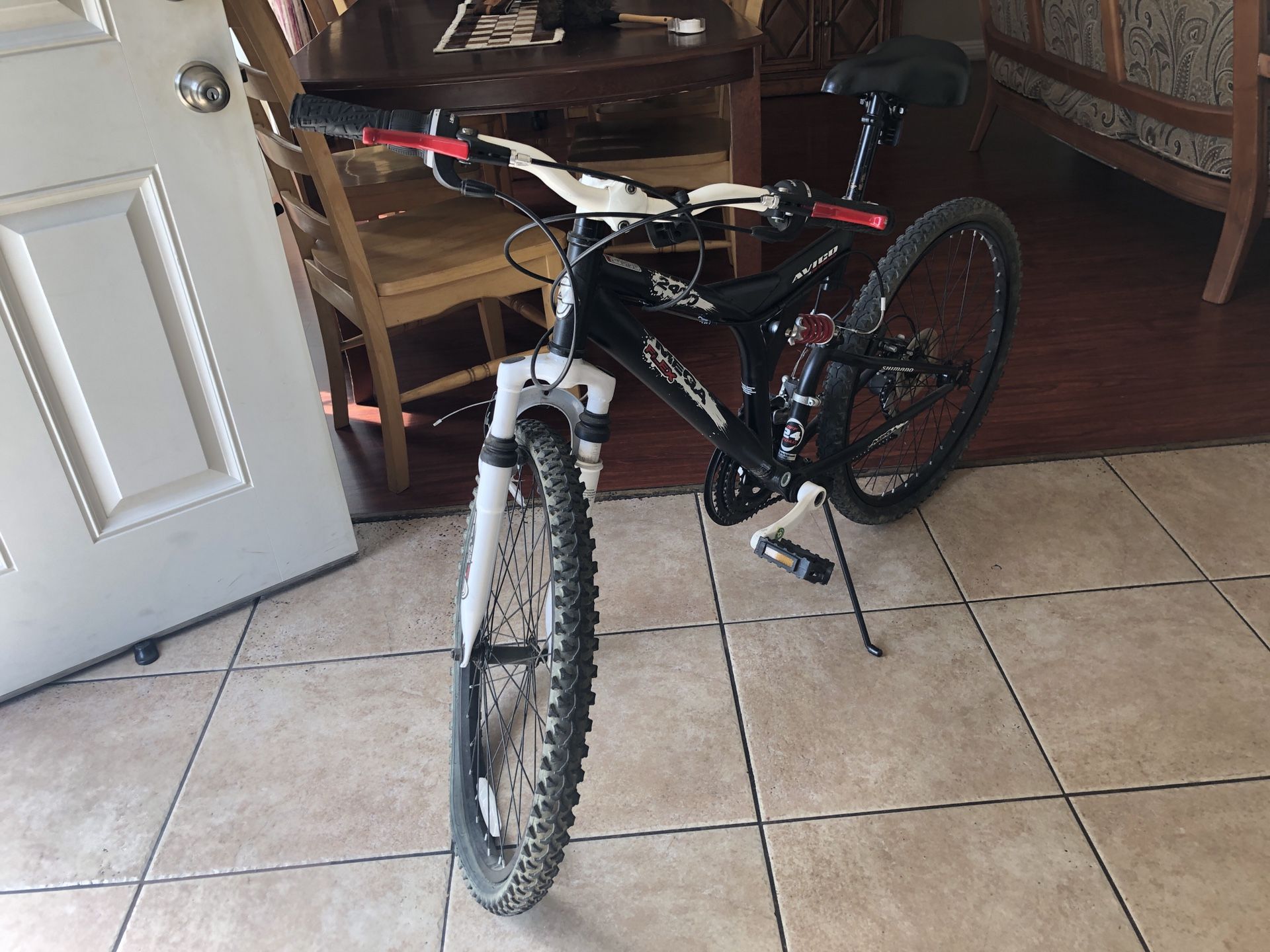 Avigo Mega Flex Bicycle