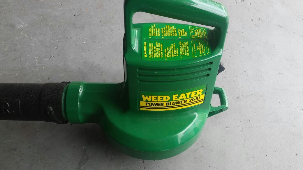 WEED EATER POWER BLOWER 2510.ELECTRIC. for Sale in Orlando, FL