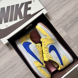 SIZE 11 Men Jordan 1 Retro Low (Travis Scott Canary)💛