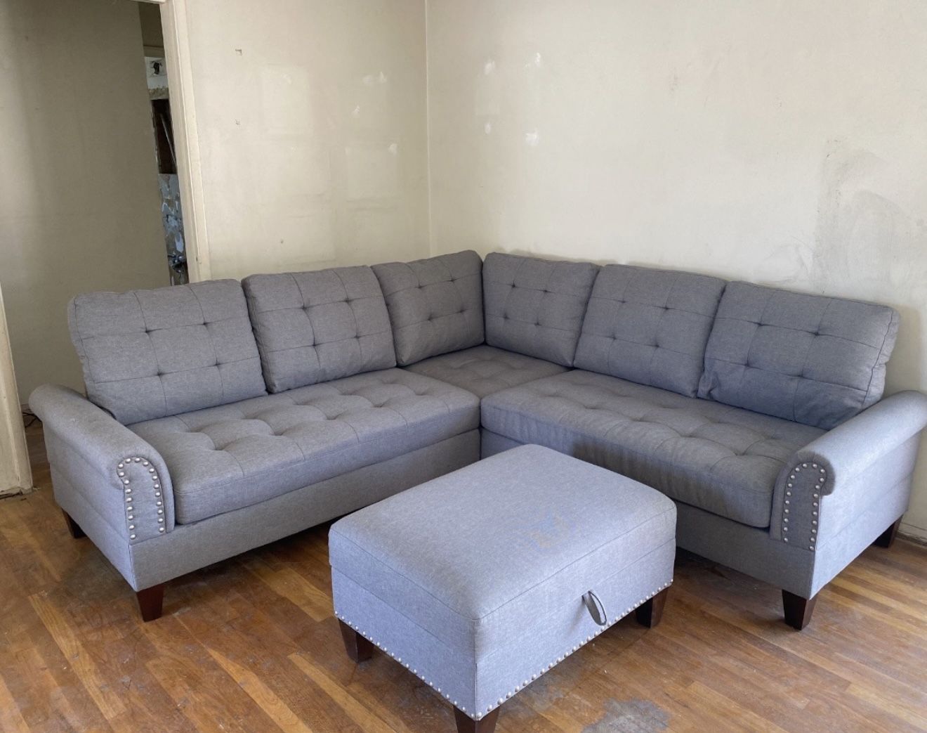 Grey Sectional Couch 87x57