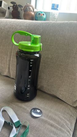 Herbalife Free Large water bottle