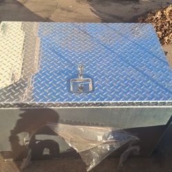 Diamond Plate Tool Box 
