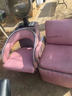 Salon hair dryer chair