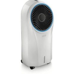 DeLonghi America Portable Evaporative Cooler, White . ADO#:Z-2036  Used as a store demo. Price is firm.   Breathe easy: improves air quality by natura