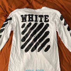 Off White Tshirt sz L