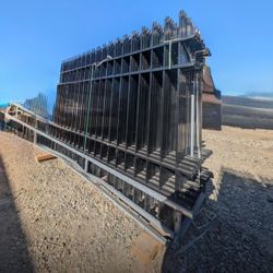 Metal Pinnacle Fences