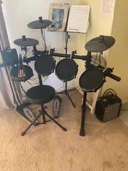 Alesis Turbo Mesh Electronic Drum Set with Amp