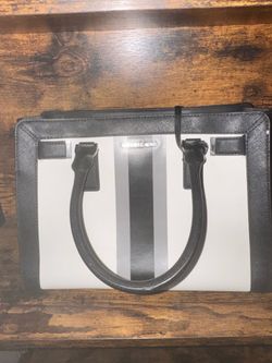 Authentic Micheal Kors Purse