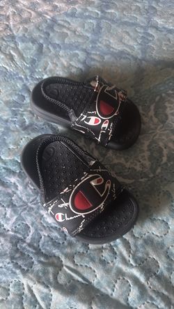 Champion sandals, size 5C